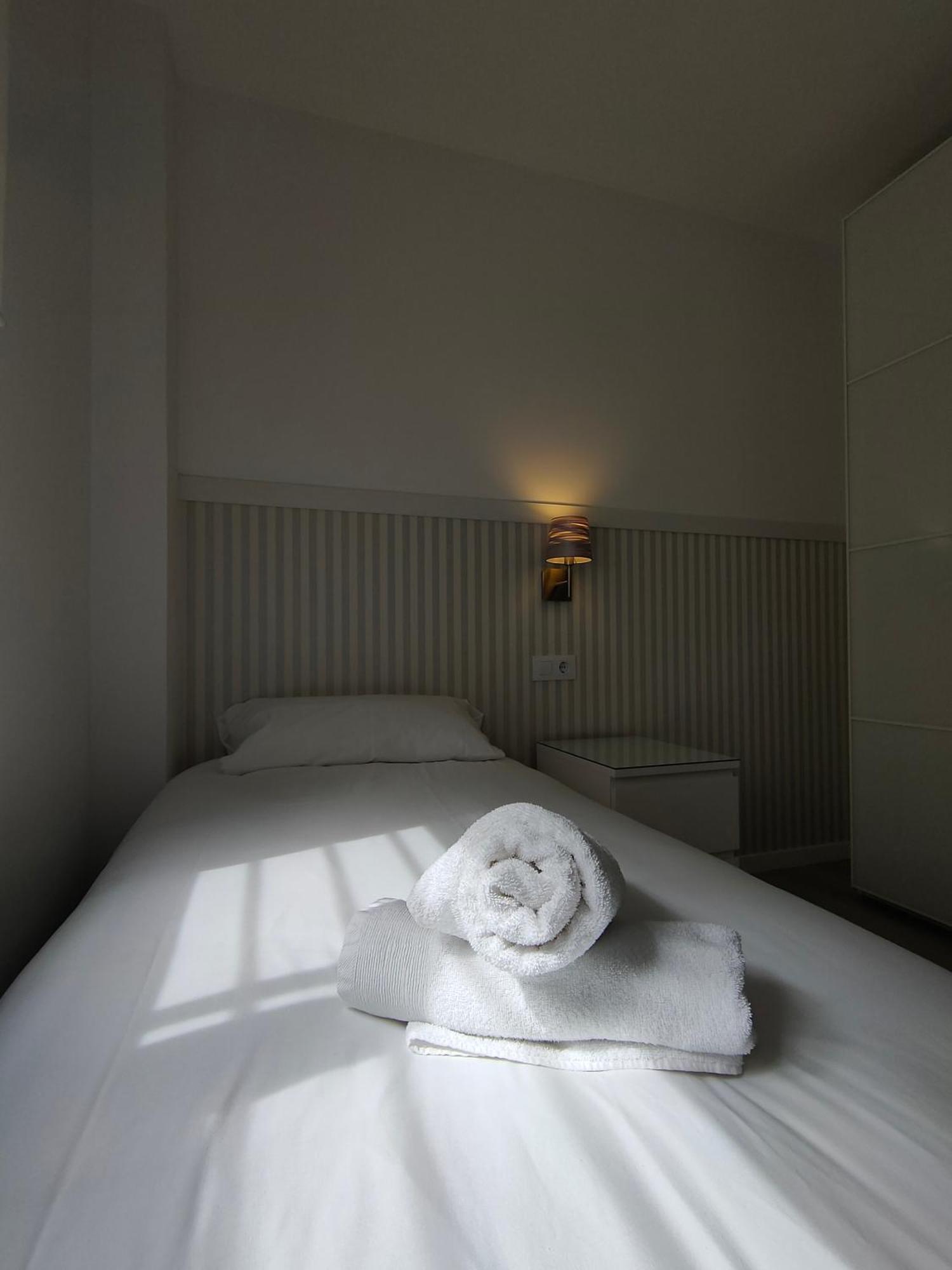 סביליה Casa Mallen, Con Amplia Terraza, En El Barrio De Nervion מראה חיצוני תמונה