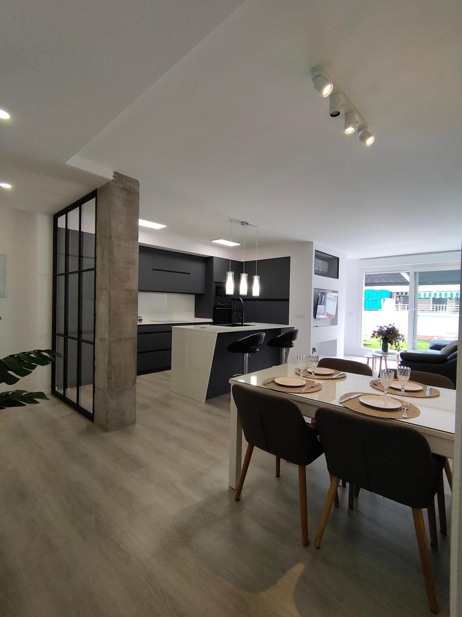 סביליה Casa Mallen, Con Amplia Terraza, En El Barrio De Nervion מראה חיצוני תמונה