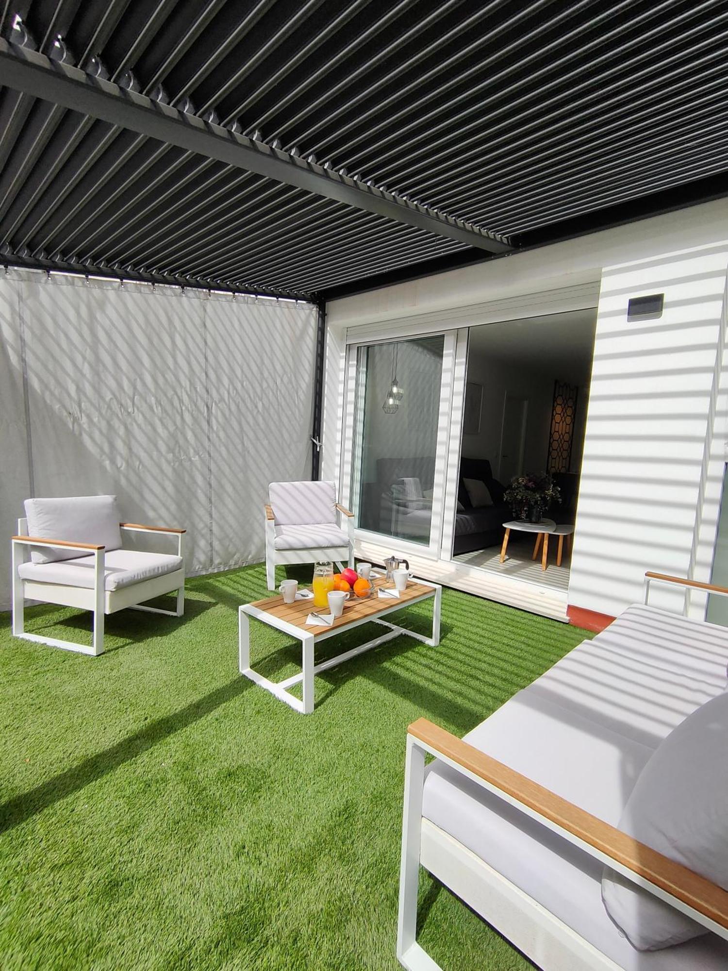 סביליה Casa Mallen, Con Amplia Terraza, En El Barrio De Nervion מראה חיצוני תמונה
